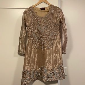 Mauve/ pinky-taupe Pakistani formalwear